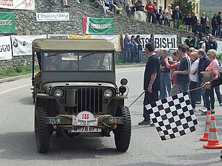Bernhard Wielke mit Willys Jeep MB am Seiberer 2013