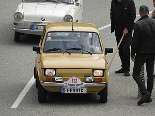 Fillip Tavlas mit Fiat 126p am Seiberer 2023