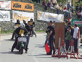Michael Dorner mit Vespa 150 Sprint Veloce am Seiberer 2010